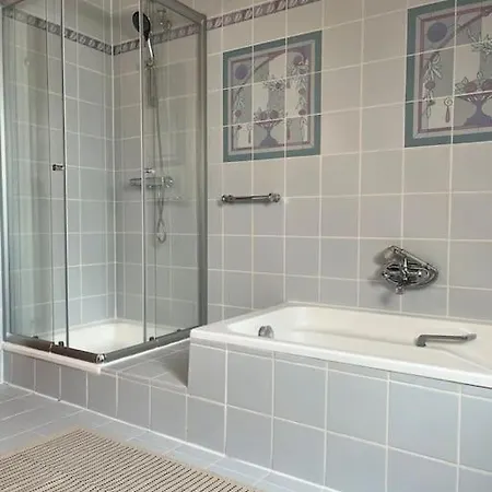 Stilvoll Und Grosszuegig Wohnen Lägenhet