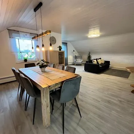 Stilvoll Und Grosszuegig Wohnen Lägenhet